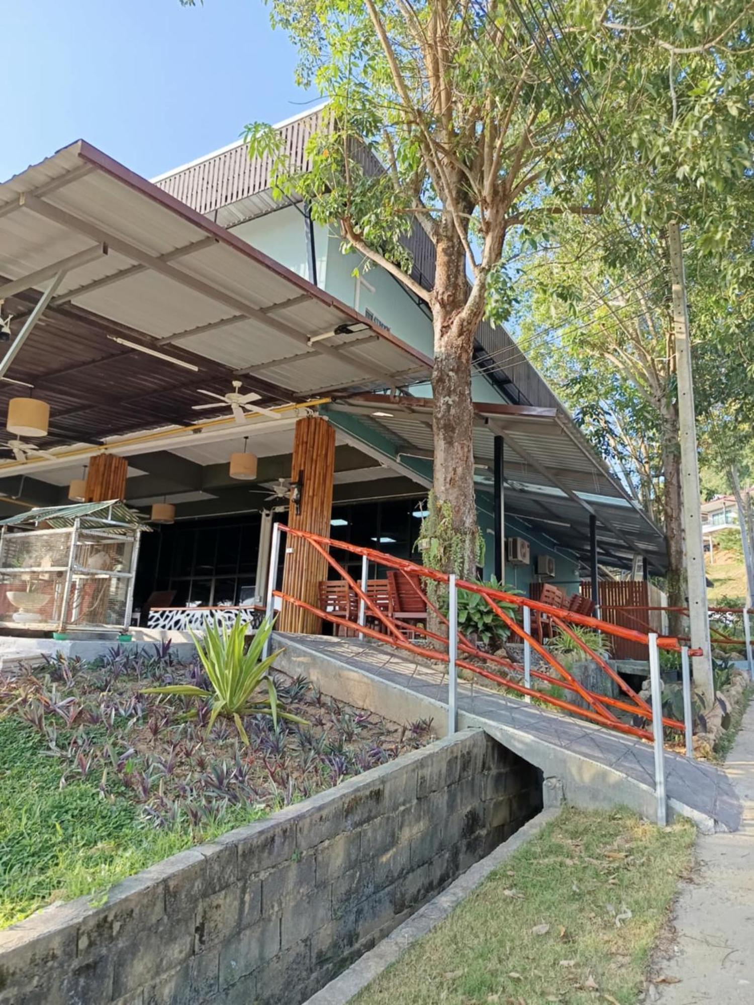 Green Gen Hotel, Mueang Phuket Ban Lo Ti Pa Экстерьер фото